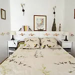 Bed & Breakfast A L'antan - La Ferme D'octave 3*