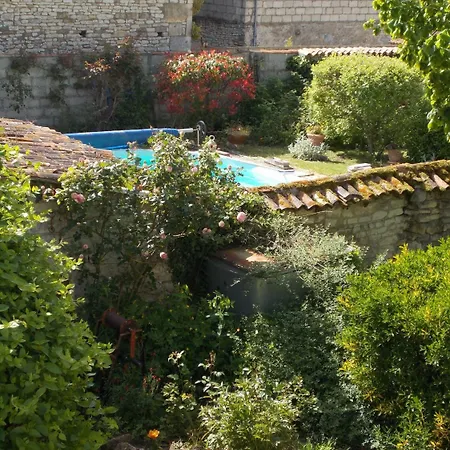 A L'antan - La Ferme D'octave Bed & Breakfast Saint-Hilaire-de-Villefranche