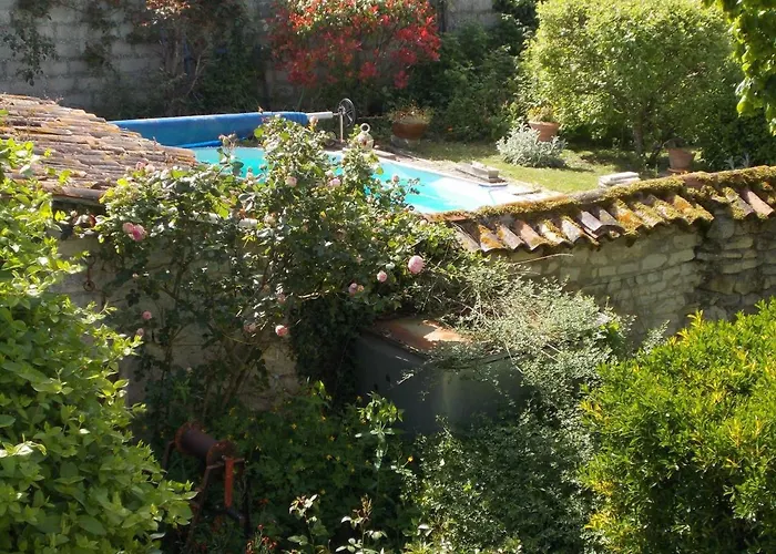 A L'antan - La Ferme D'octave Bed and breakfast Saint-Hilaire-de-Villefranche