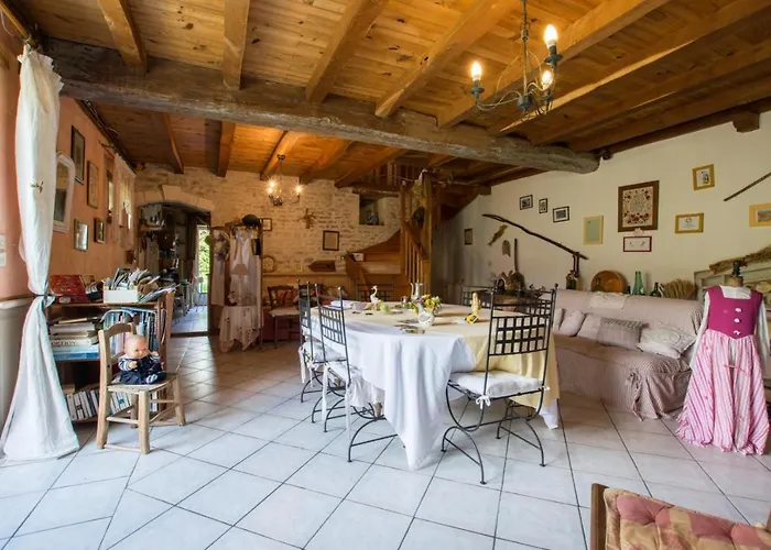 Bed and breakfast A L'antan - La Ferme D'octave 3*